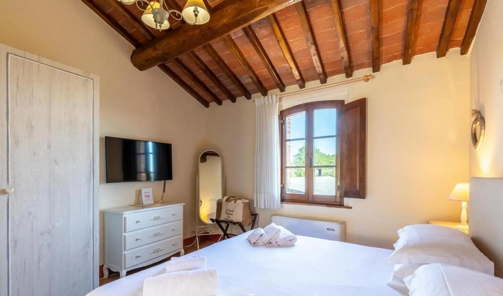 Agriturismo Le Torri Di Porsenna Petrignano Del Lago Ngoại thất bức ảnh